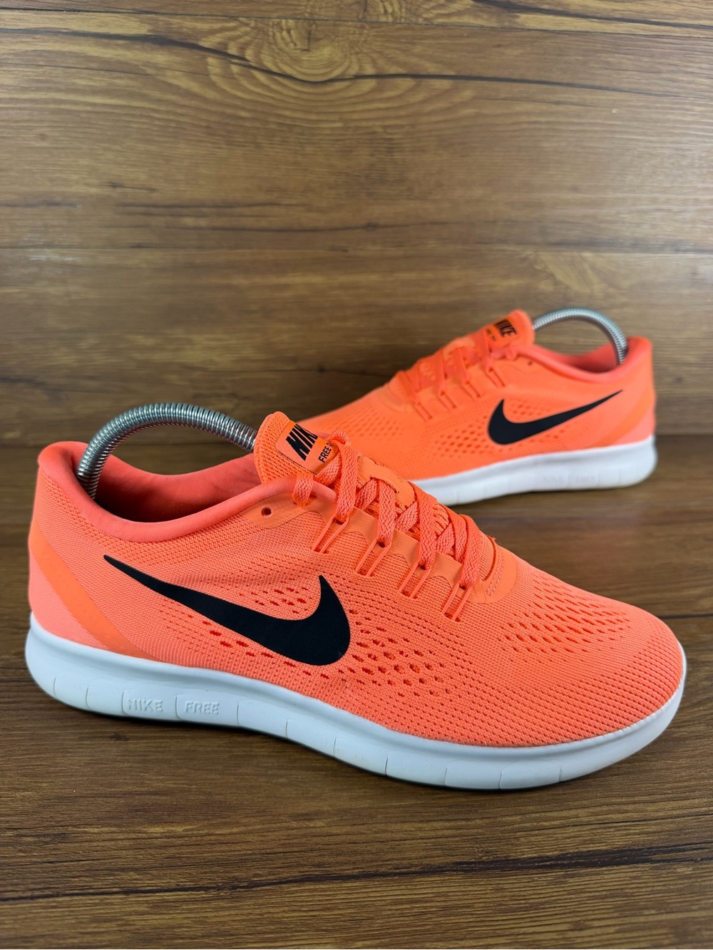 Nike free RN Running Shoes Athletic Sneakers Women’s Size 9.5